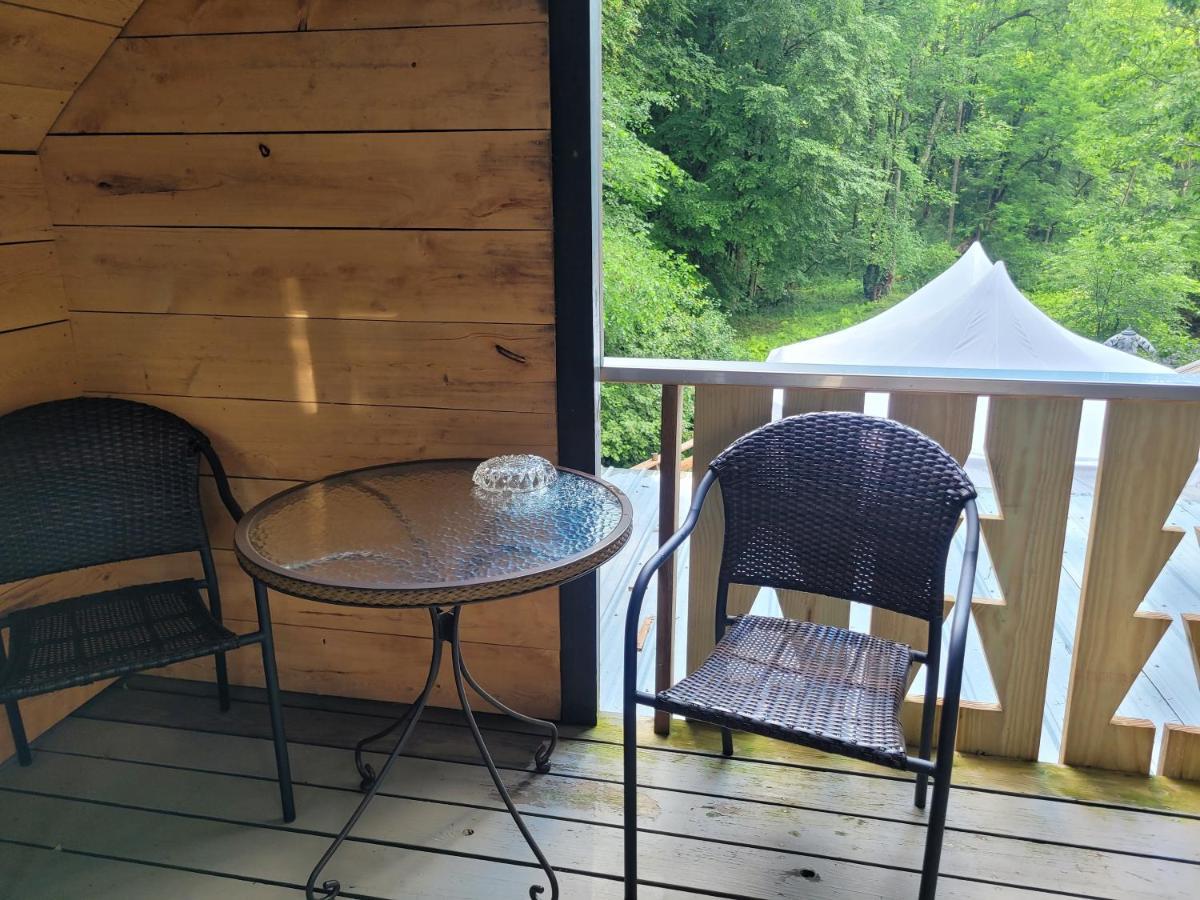 Whisperin' Pines Chalet Cooperstown Chambre photo