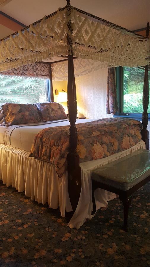 Whisperin' Pines Chalet Cooperstown Extérieur photo